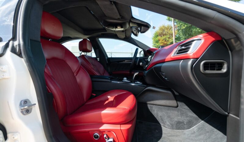 								2023 Maserati Ghibli Modena Q4 full									