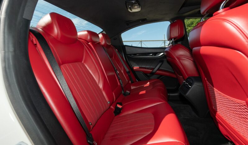 								2023 Maserati Ghibli Modena Q4 full									