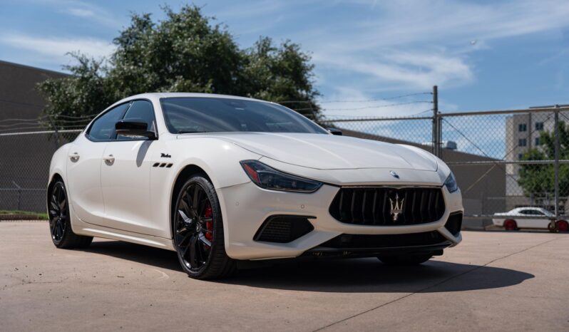 								2023 Maserati Ghibli Modena Q4 full									