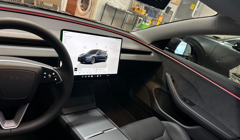 								2024 Tesla Model 3 Performance full									