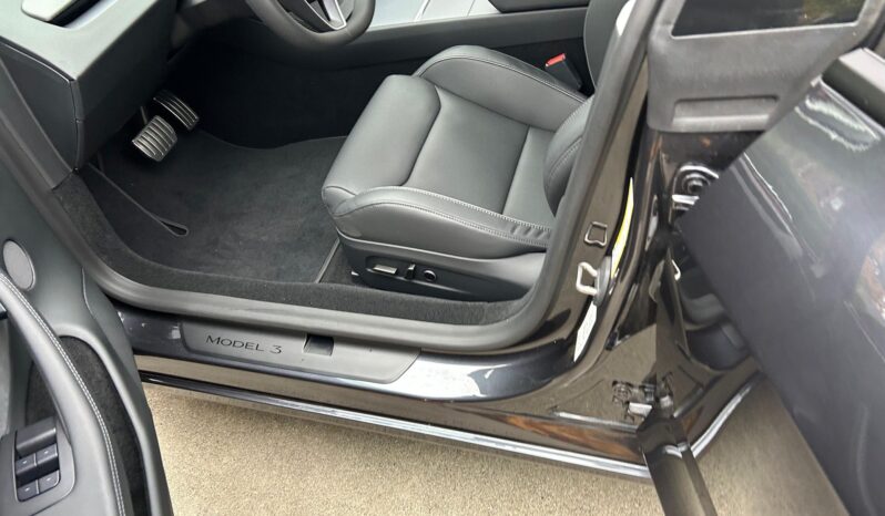 								2024 Tesla Model 3 Performance full									