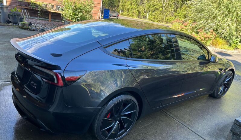 								2024 Tesla Model 3 Performance full									
