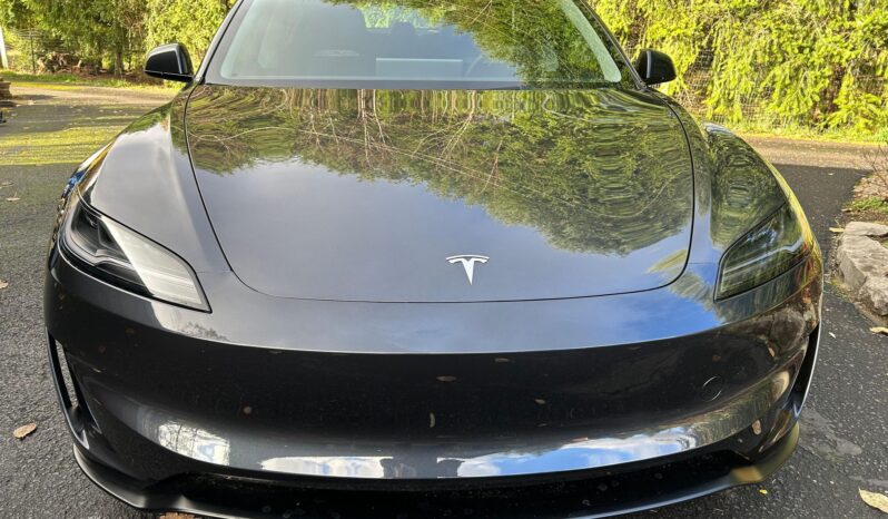 								2024 Tesla Model 3 Performance full									