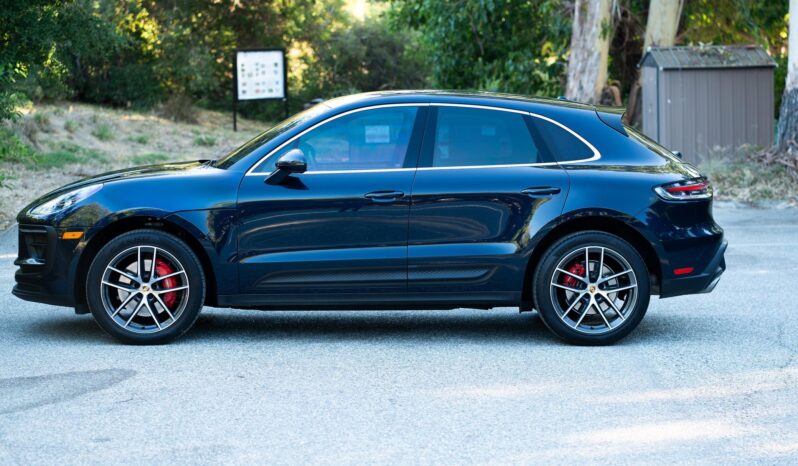 								2022 Porsche Macan S full									