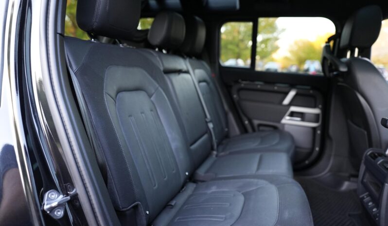 								2022 Land Rover Defender 110 Trophy Edition full									