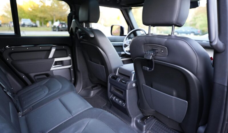 								2022 Land Rover Defender 110 Trophy Edition full									