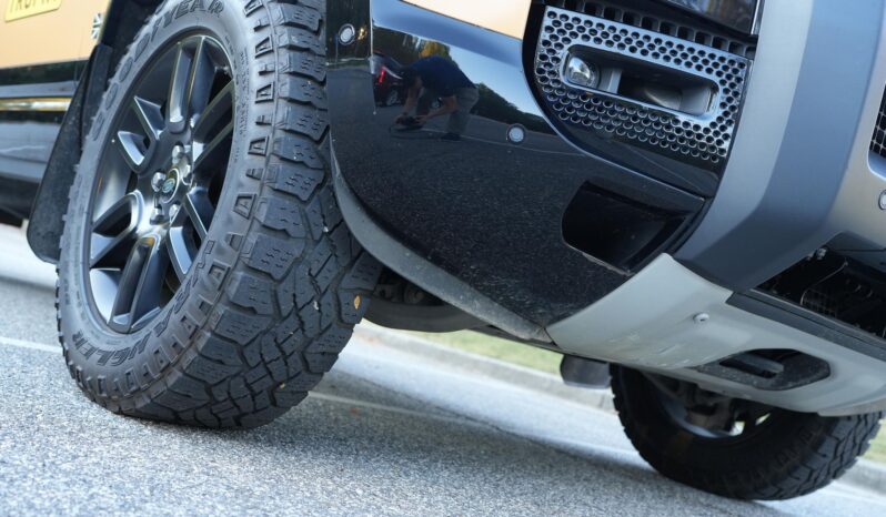 								2022 Land Rover Defender 110 Trophy Edition full									
