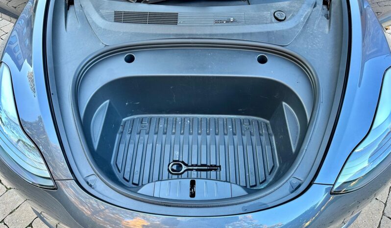 								2023 Tesla Model 3 RWD full									
