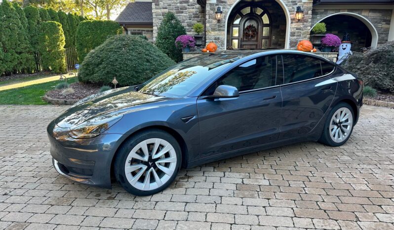 								2023 Tesla Model 3 RWD full									