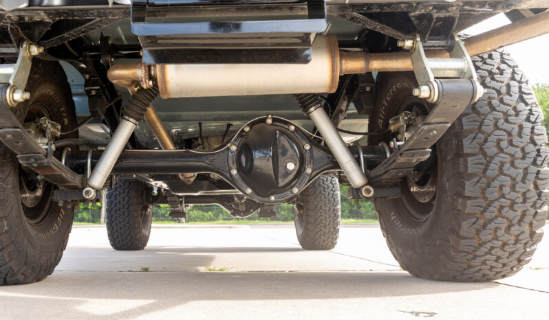 								1976 Toyota Land Cruiser FJ40 5-Speed full									
