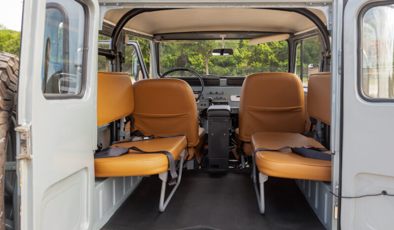 								1976 Toyota Land Cruiser FJ40 5-Speed full									