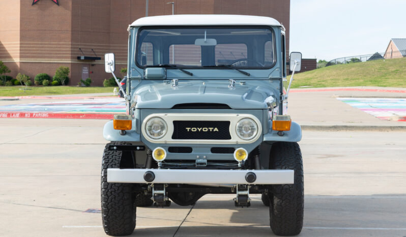 								1976 Toyota Land Cruiser FJ40 5-Speed full									