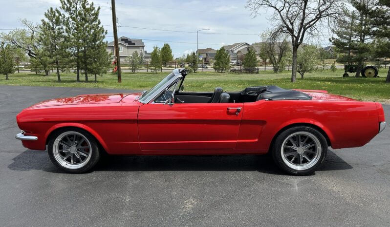 								1966 Ford Mustang Convertible full									