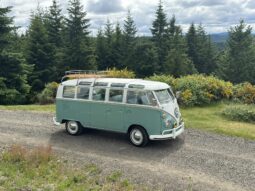 1966 Volkswagen Type 2 Microbus 21-Window