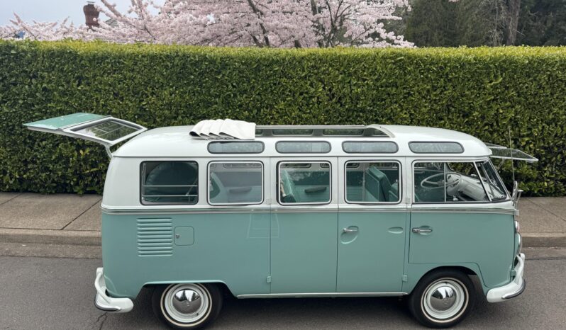 								1966 Volkswagen Type 2 Microbus 21-Window full									