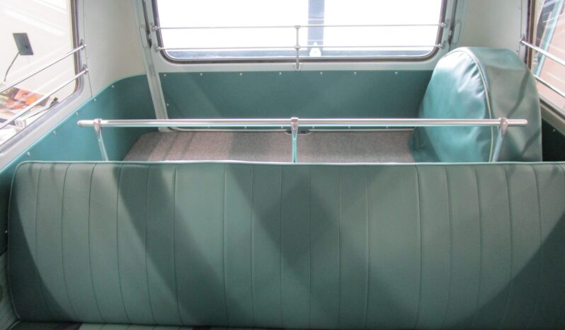 								1966 Volkswagen Type 2 Microbus 21-Window full									