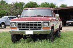 1979 Ford F-350 Custom 4×4 4-Speed