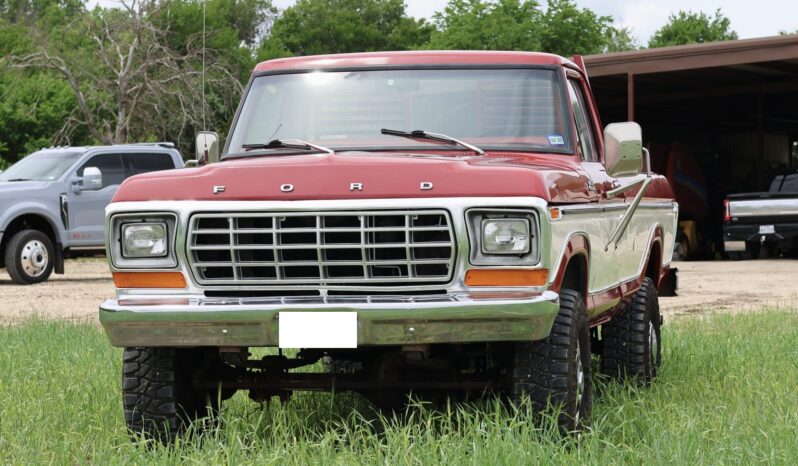 1979 Ford F-350 Custom 4×4 4-Speed 1