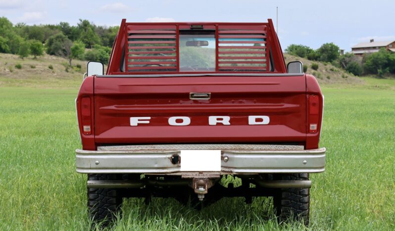 								1979 Ford F-350 Custom 4×4 4-Speed full									