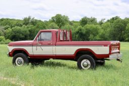 										1979 Ford F-350 Custom 4×4 4-Speed full									
