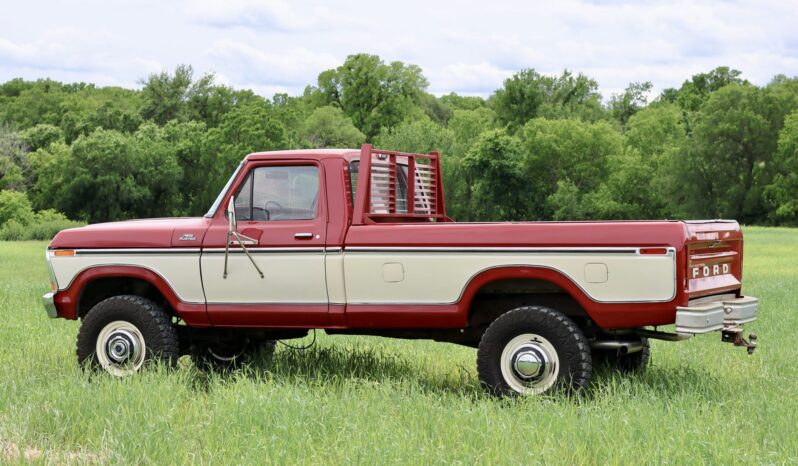 								1979 Ford F-350 Custom 4×4 4-Speed full									