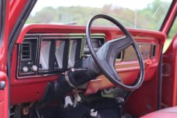 										1979 Ford F-350 Custom 4×4 4-Speed full									
