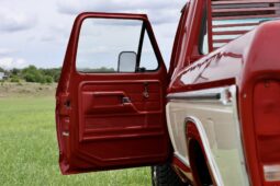 										1979 Ford F-350 Custom 4×4 4-Speed full									