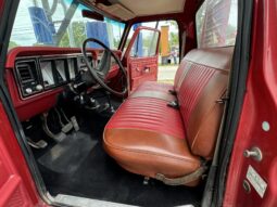 										1979 Ford F-350 Custom 4×4 4-Speed full									