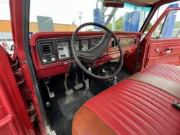 										1979 Ford F-350 Custom 4×4 4-Speed full									