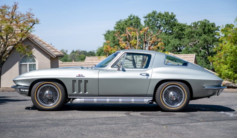 								1966 Chevrolet Corvette Coupe L72 427 425 4-Speed full									