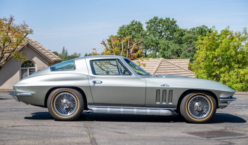 								1966 Chevrolet Corvette Coupe L72 427 425 4-Speed full									