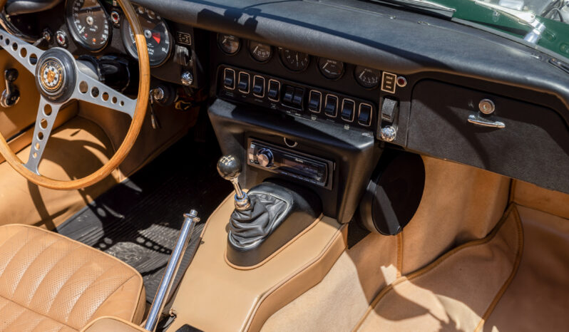 								1969 Jaguar E-Type Series II Roadster full									
