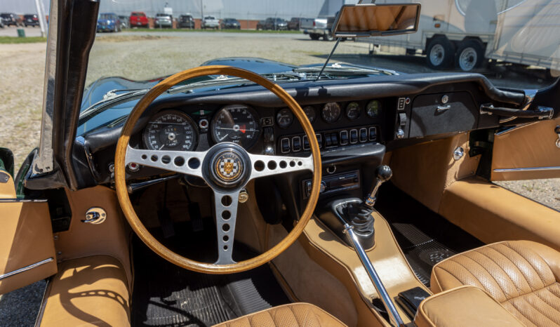 								1969 Jaguar E-Type Series II Roadster full									