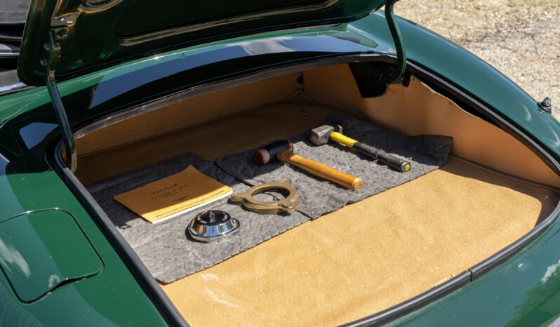 								1969 Jaguar E-Type Series II Roadster full									
