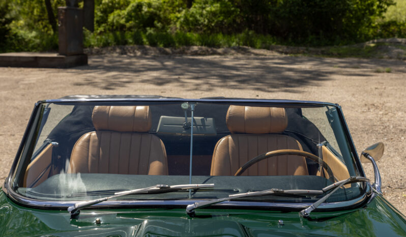 								1969 Jaguar E-Type Series II Roadster full									