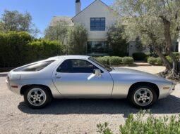 										1979 Porsche 928 5-Speed full									