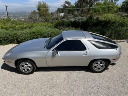 										1979 Porsche 928 5-Speed full									