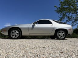 										1979 Porsche 928 5-Speed full									