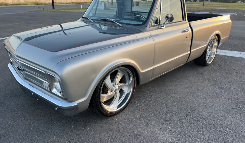 								1967 Chevrolet C10 Pickup full									