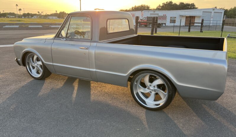 								1967 Chevrolet C10 Pickup full									