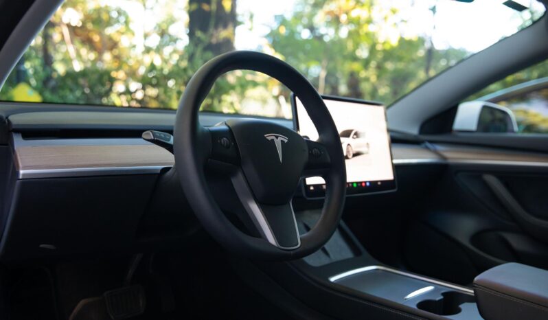 								2022 Tesla Model 3 Long Range AWD full									
