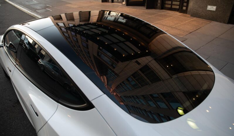 								2022 Tesla Model 3 Long Range AWD full									