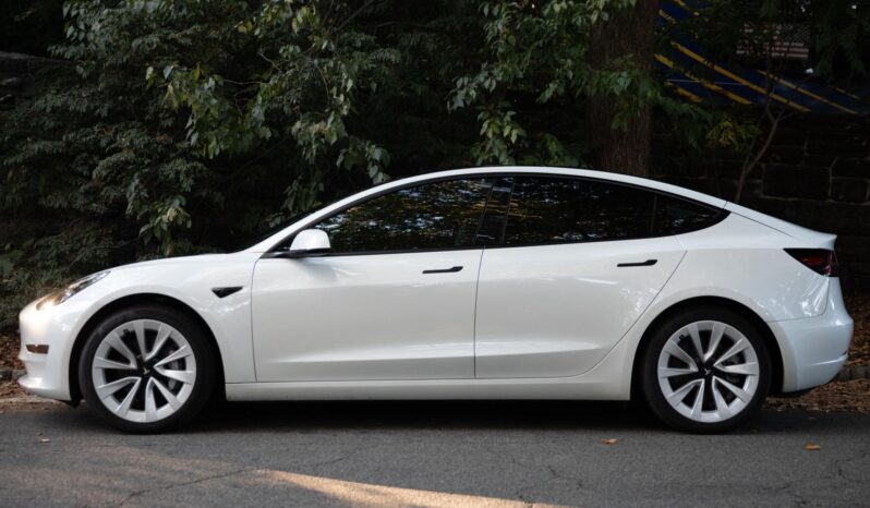 								2022 Tesla Model 3 Long Range AWD full									