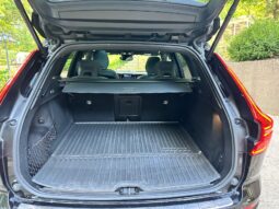 										2022 Volvo XC60 T8 R-Design Extended Range full									