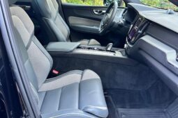 										2022 Volvo XC60 T8 R-Design Extended Range full									