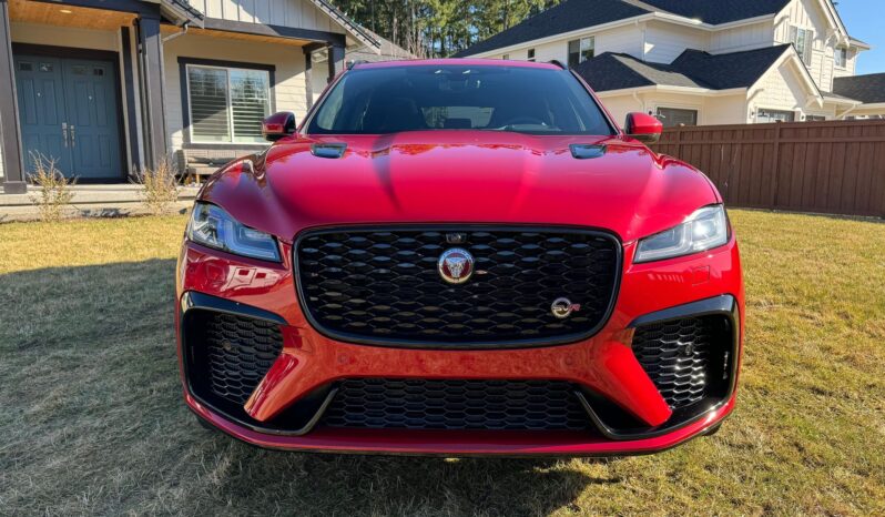 								2022 Jaguar F-Pace SVR full									