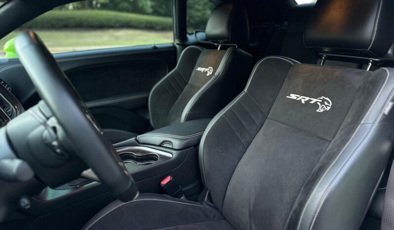 								2023 Dodge Challenger SRT Hellcat Jailbreak full									