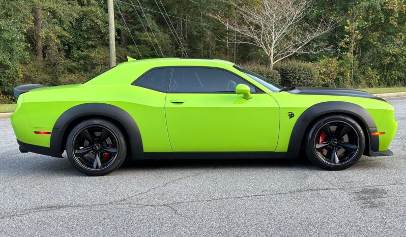 								2023 Dodge Challenger SRT Hellcat Jailbreak full									
