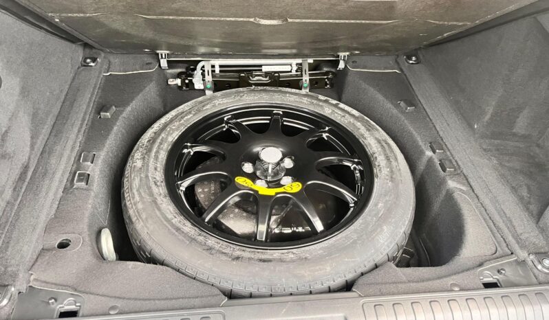 								2022 Range Rover Sport SVR Carbon Edition full									