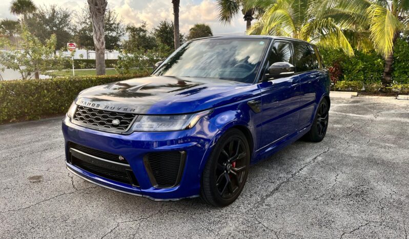 								2022 Range Rover Sport SVR Carbon Edition full									
